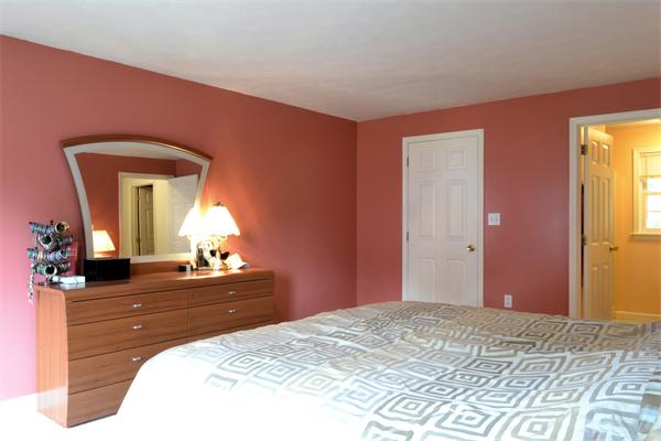 88 Stonegate Road, Unit 88 Chelmsford, MA 01824 - Photo 8 of 15