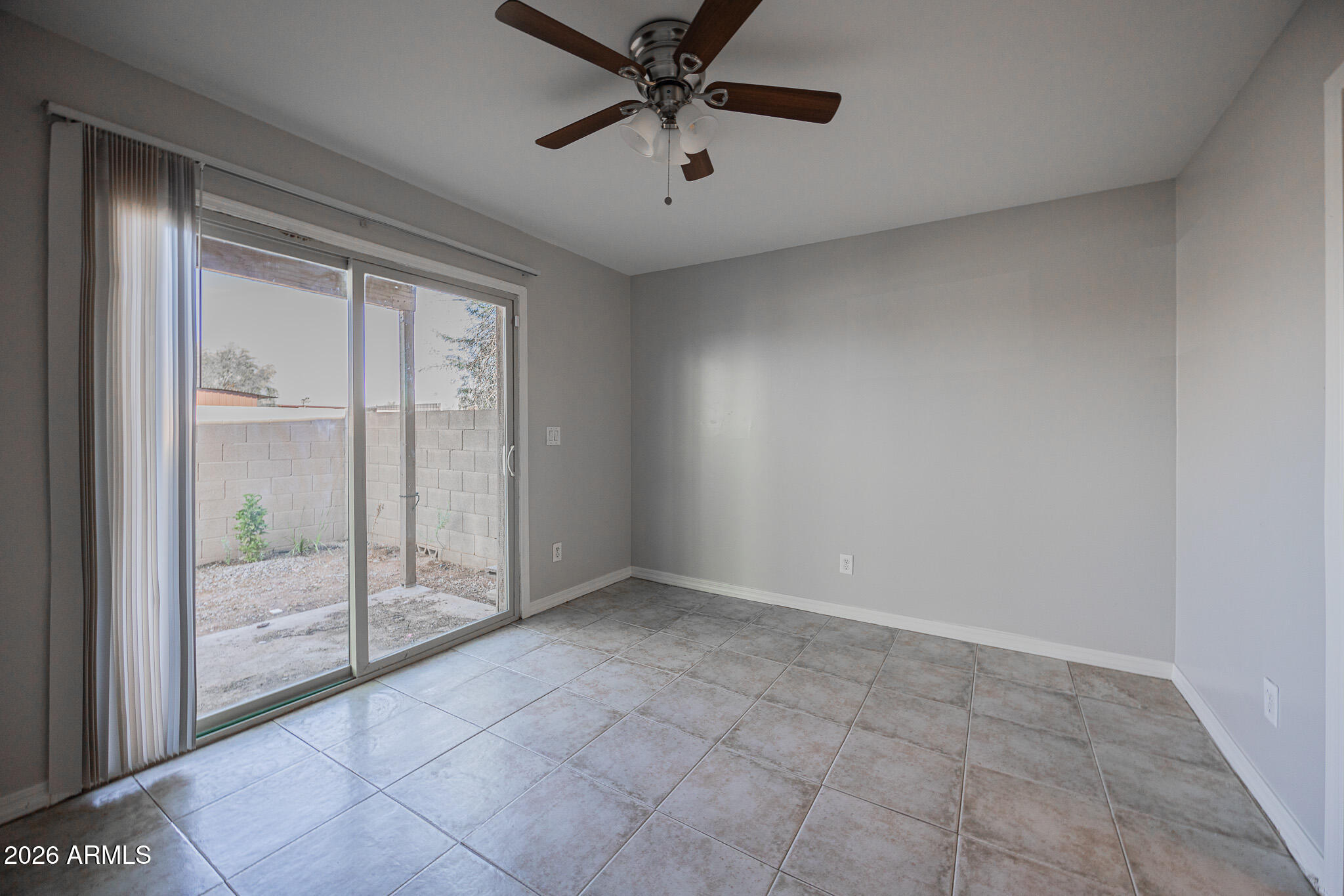 300 East Broadway Road, Unit 101 Phoenix, AZ 85040 - Photo 10 of 19 B33A3592