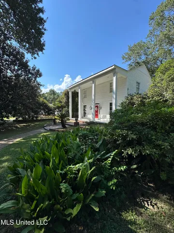 $299,000 | 650 Meadowbrook Road, Jackson, MS 39206