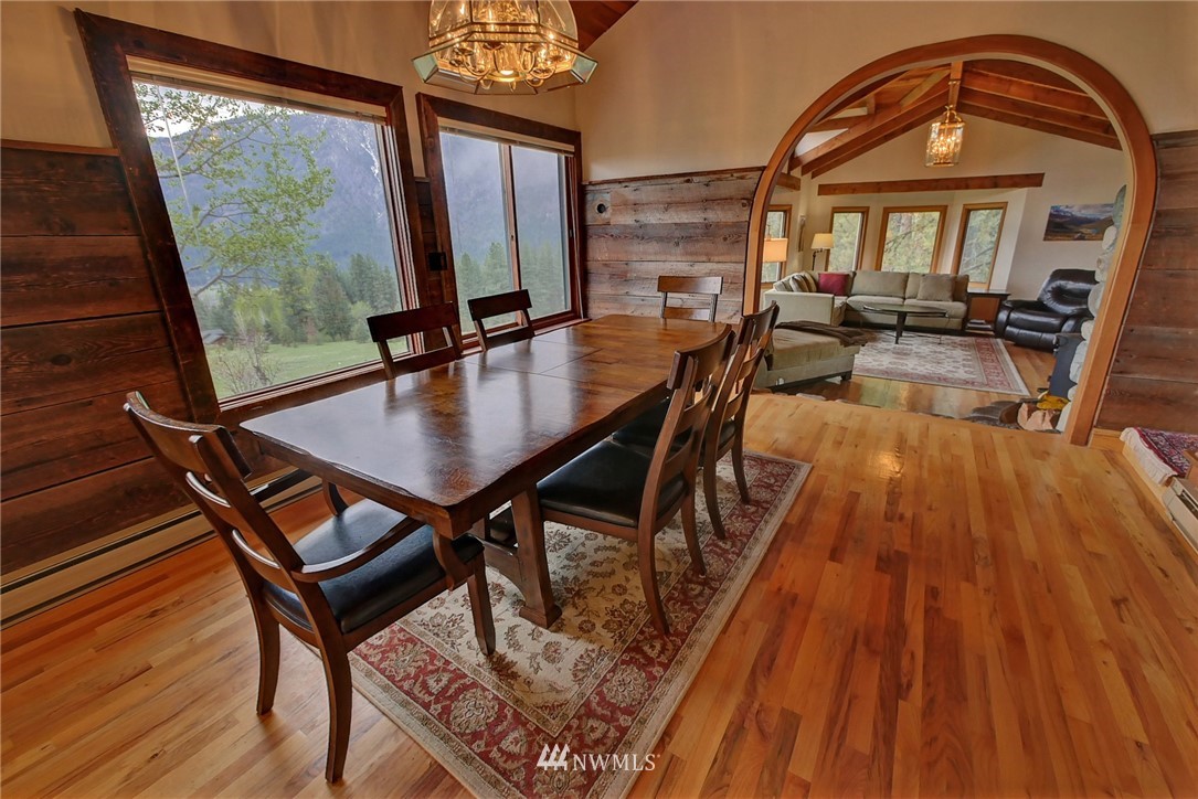 108 Highland Road Winthrop, WA 98862 - Photo 8 of 25