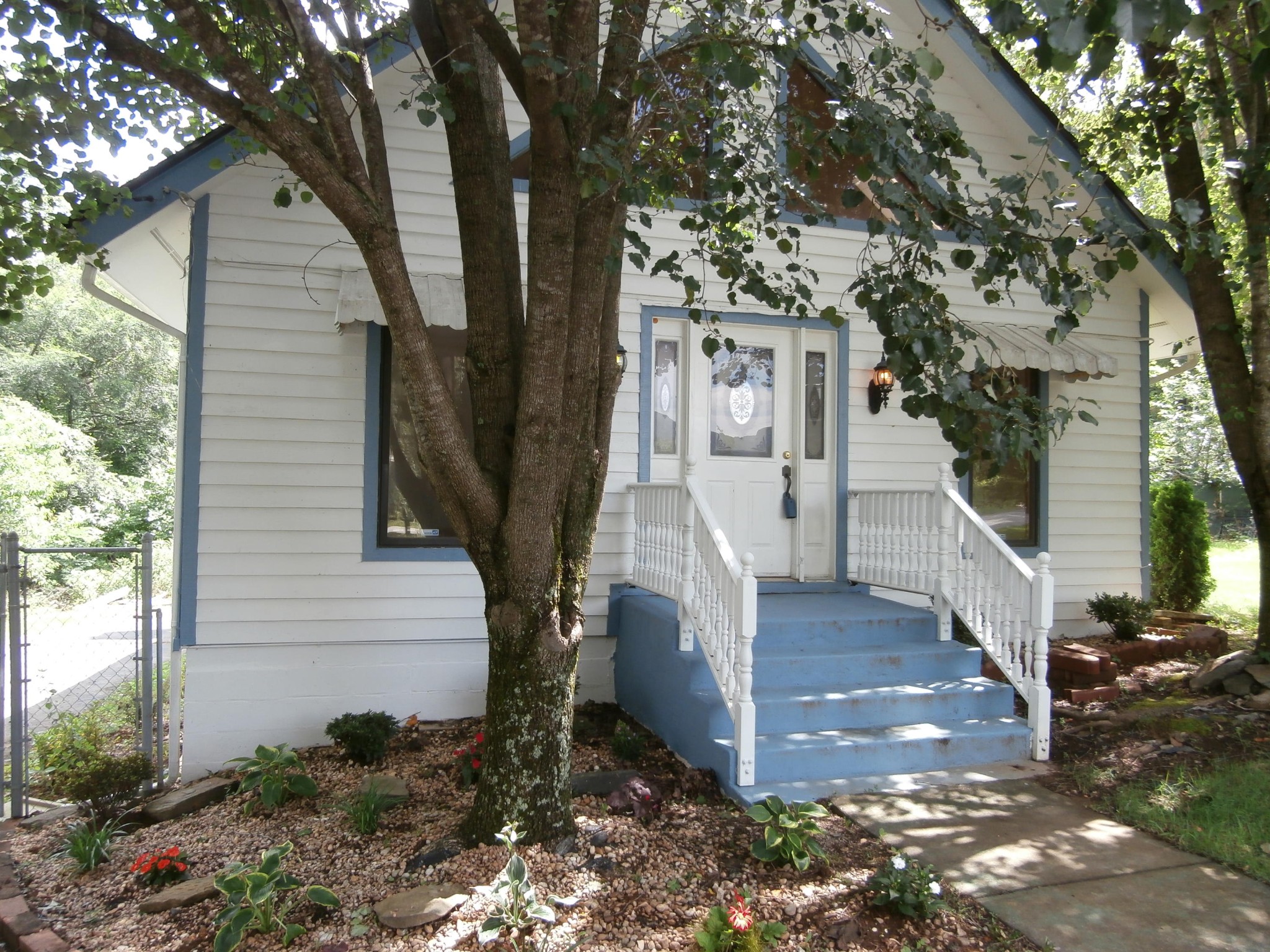 7207 Old Tuckaleechee Road Townsend, TN 37882 - Photo 8 of 25 Gallery Image 8