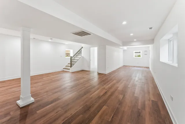 $1,199,000 | 5944 North Knox Avenue, Chicago, IL 60646