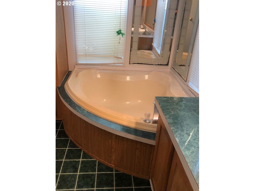 157 South Welcome Slough Road Cathlamet, WA 98612 - Photo 14 of 18 Gallery Image 14