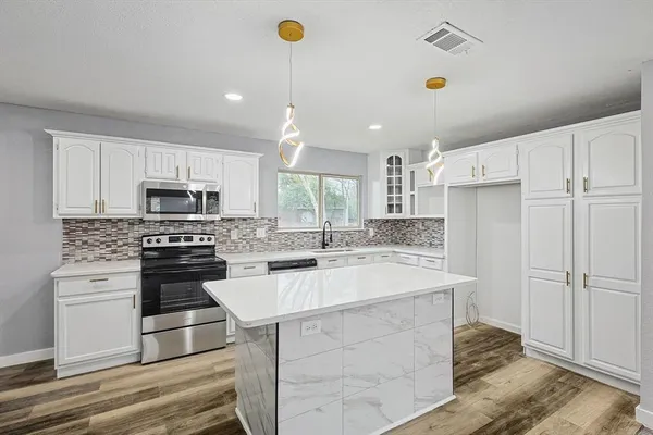 $2,800 | 2002 Danley Court, Flower Mound, TX 75028