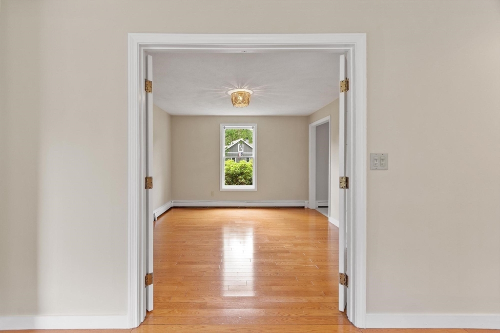 2 Rourke Lane Lynnfield, MA 01940 - Photo 13 of 40