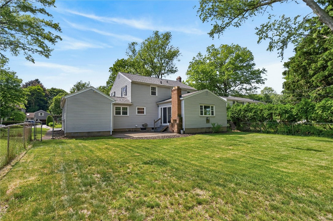 1792 Winton Road North Irondequoit, NY 14609 - Photo 7 of 48