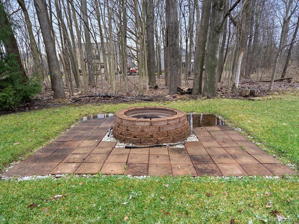 3584 Briarbrooke Lane Rochester, MI 48306 - Photo 42 of 43 Gallery Image 42
