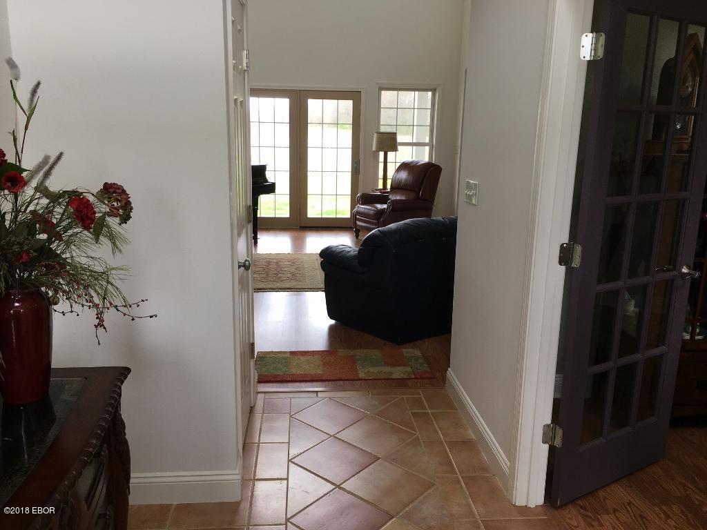 1589 West Harrison Road Murphysboro, IL 62966 - Photo 3 of 25