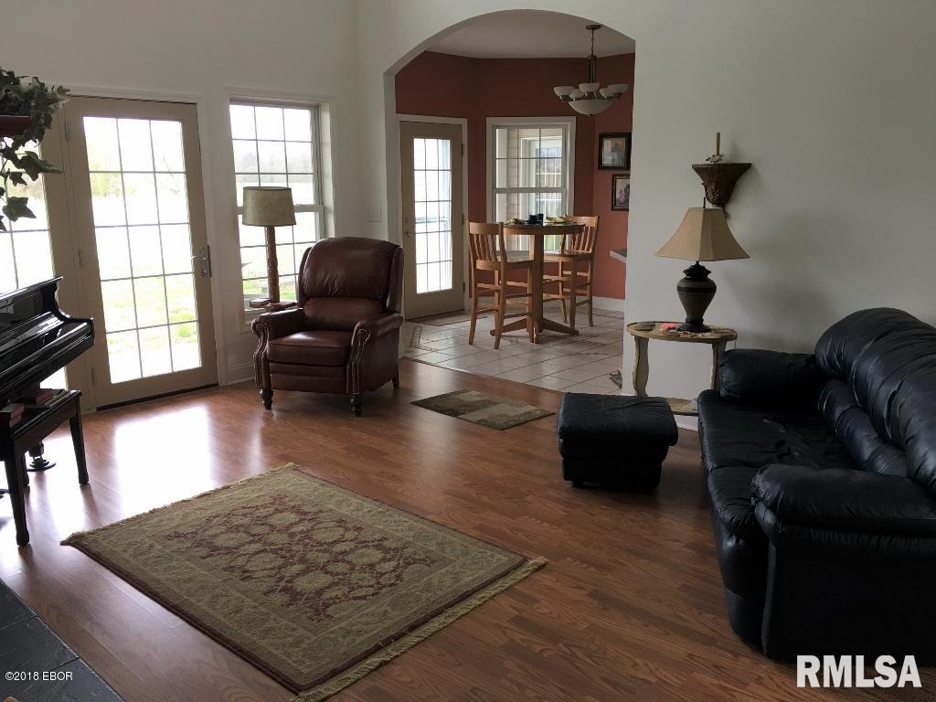1589 West Harrison Road Murphysboro, IL 62966 - Photo 6 of 25
