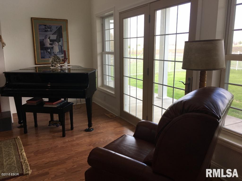1589 West Harrison Road Murphysboro, IL 62966 - Photo 7 of 25
