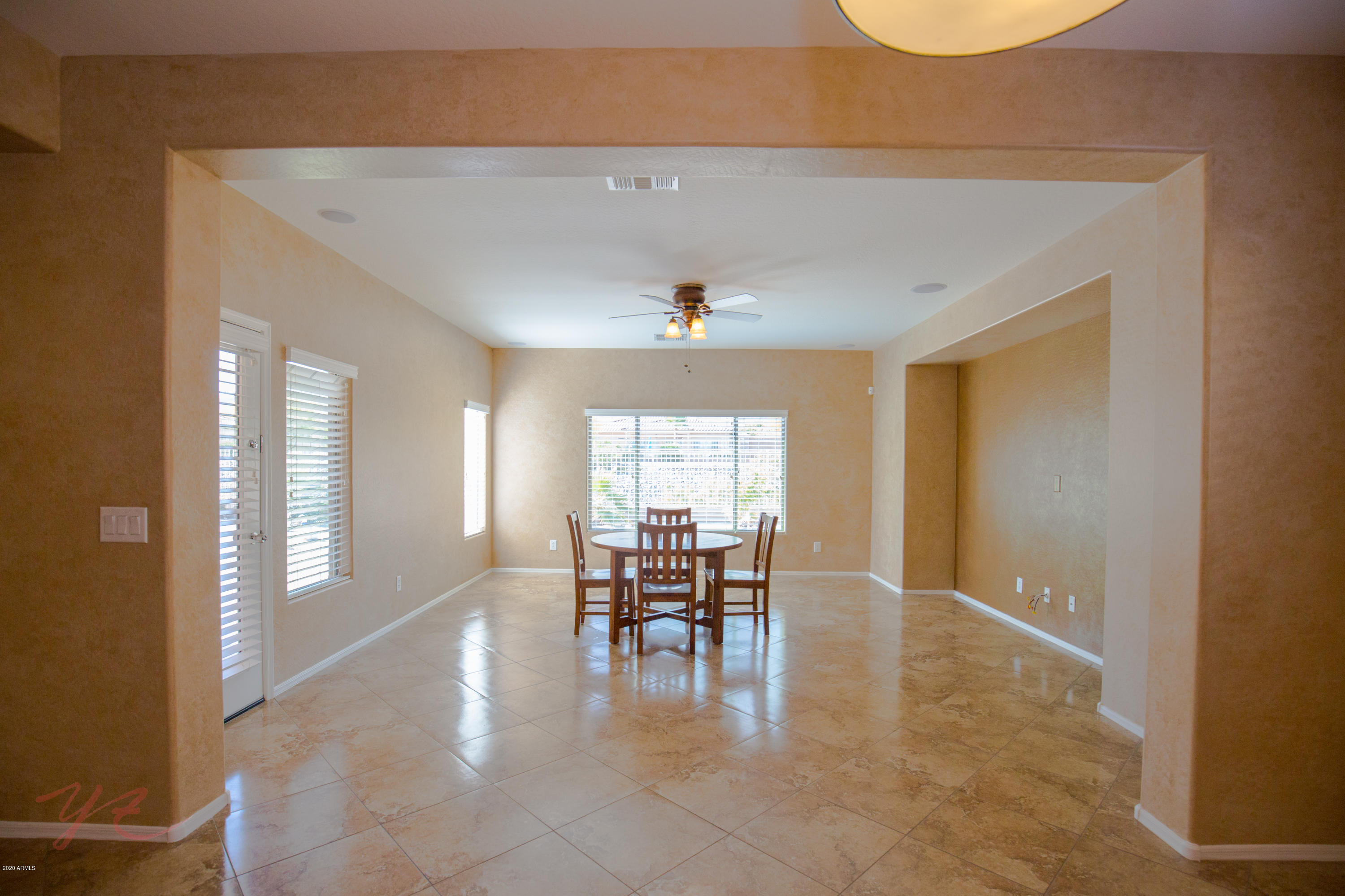 2329 West Corral Road Phoenix, AZ 85041 - Photo 13 of 41 Corral-18