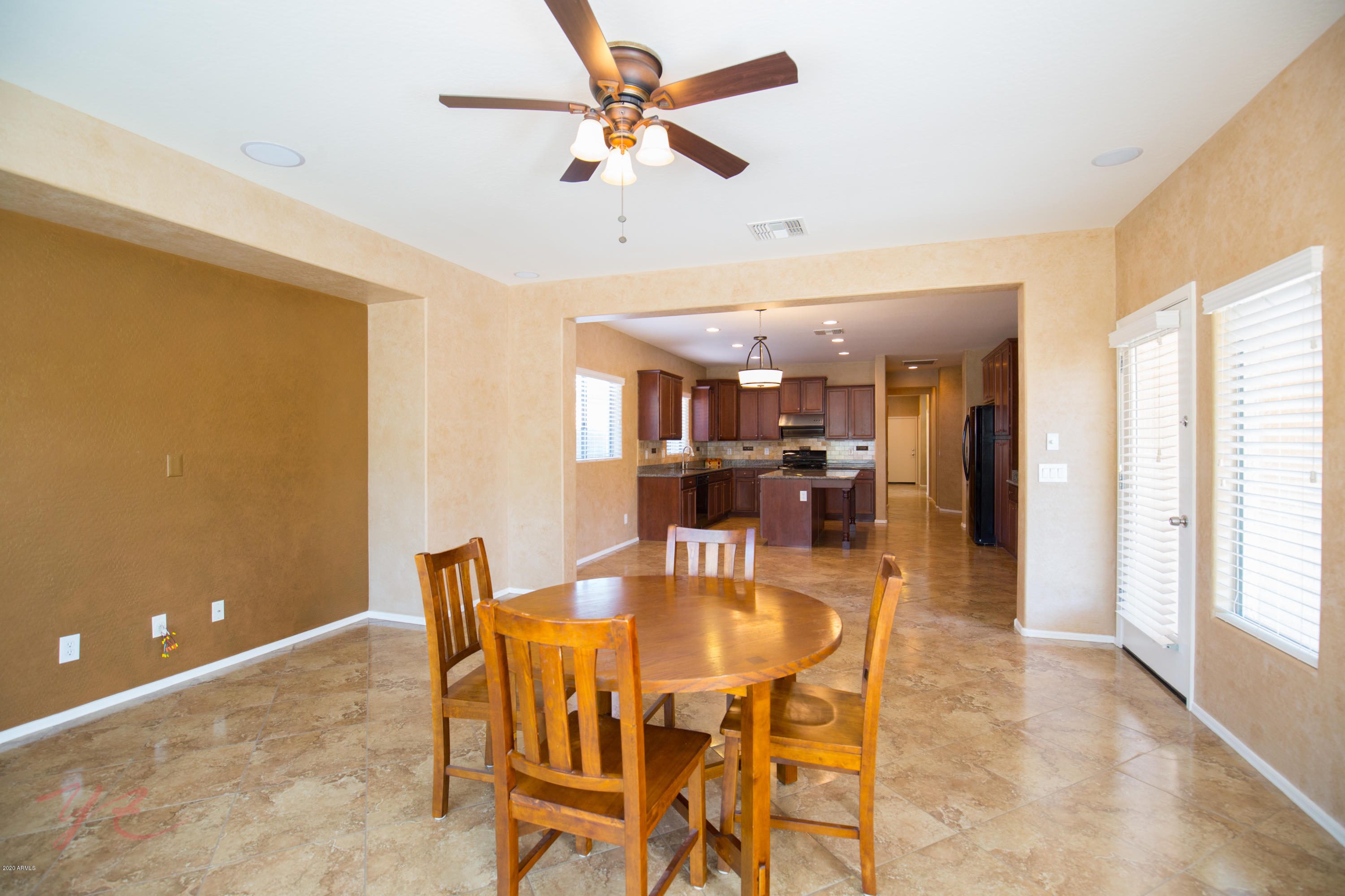 2329 West Corral Road Phoenix, AZ 85041 - Photo 14 of 41 Corral-19