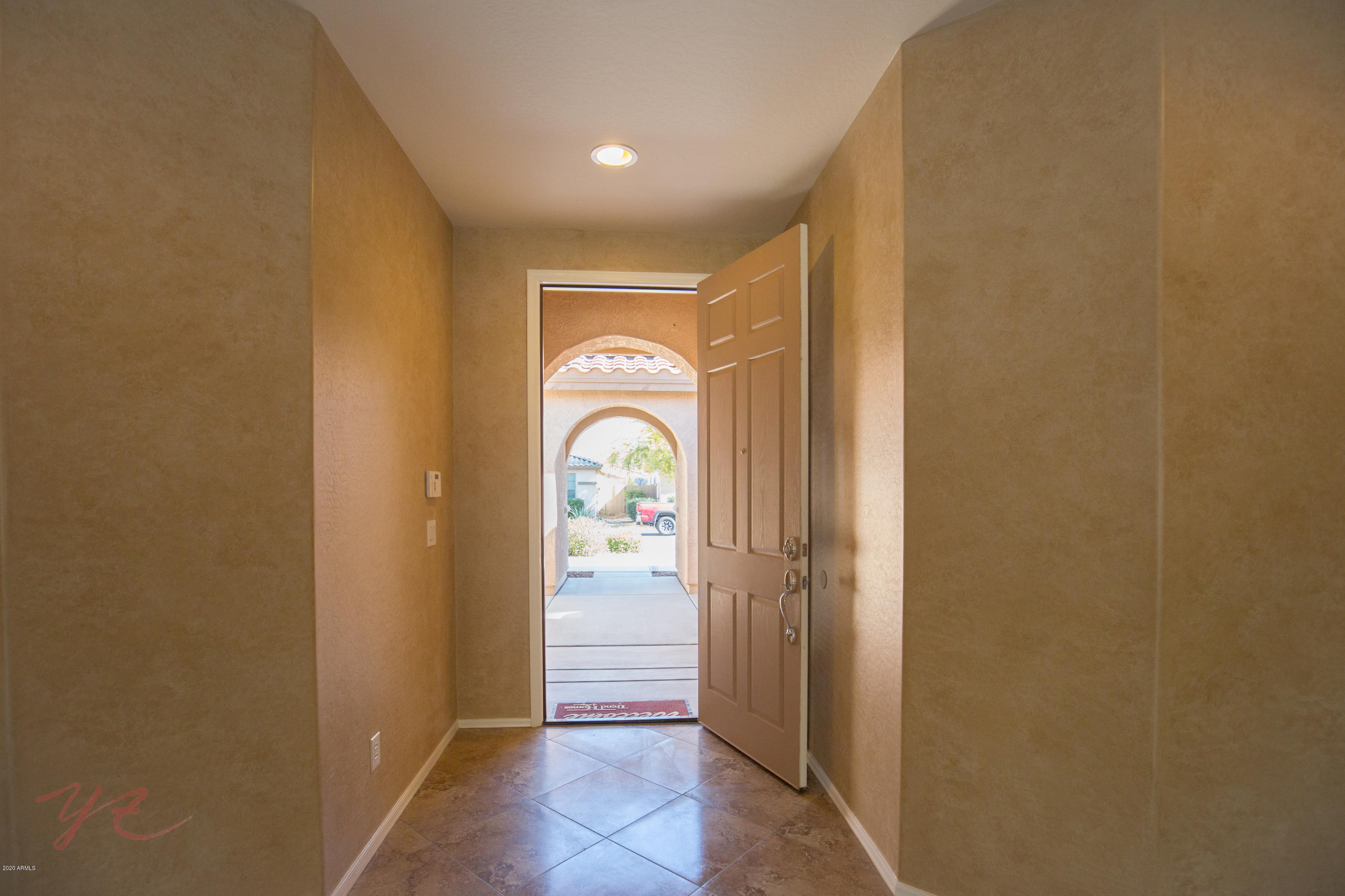 2329 West Corral Road Phoenix, AZ 85041 - Photo 4 of 41 Corral-10