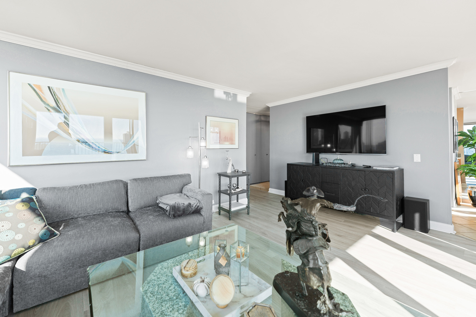 1560 North Sandburg Terrace, Unit 4302 Chicago, IL 60610 - Photo 13 of 30