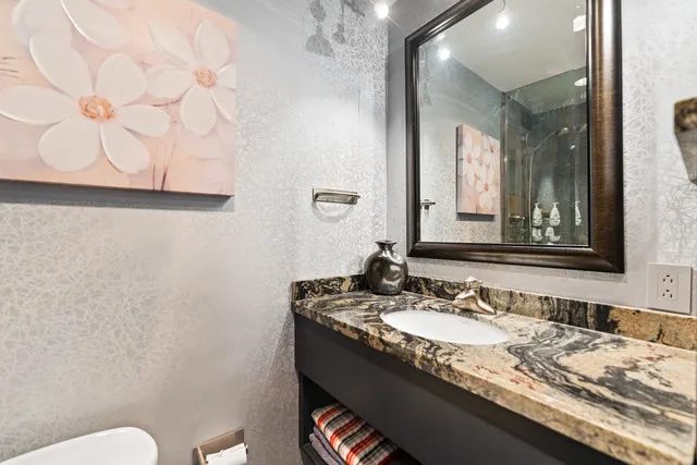 $4,800 | 1560 North Sandburg Terrace, Unit 4302, Chicago, IL 60610