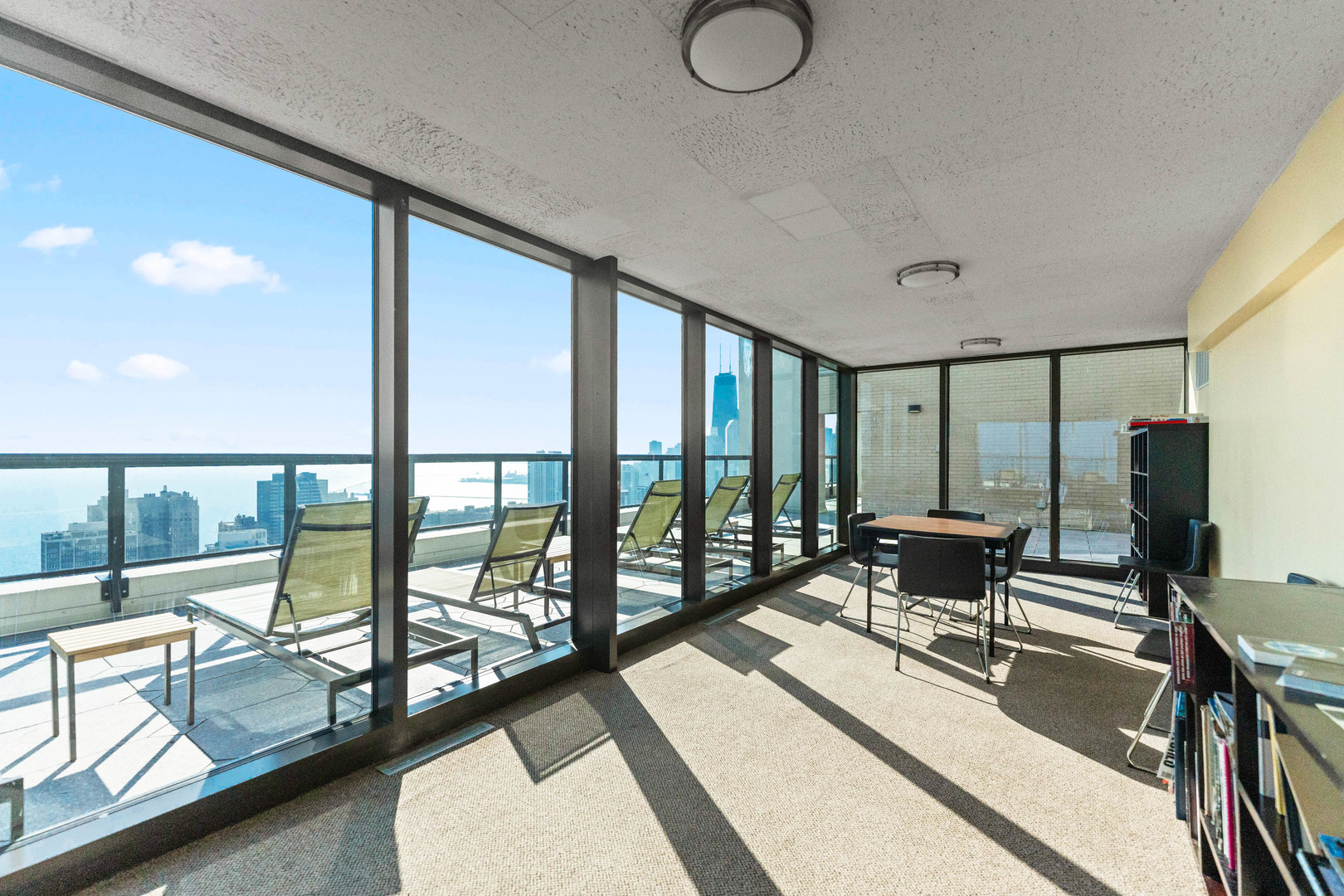 1560 North Sandburg Terrace, Unit 4302 Chicago, IL 60610 - Photo 22 of 30