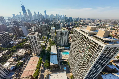 $4,800 | 1560 North Sandburg Terrace, Unit 4302, Chicago, IL 60610