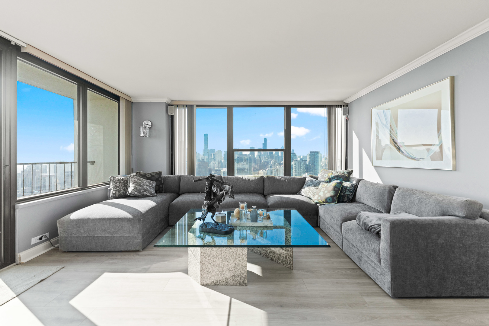 1560 North Sandburg Terrace, Unit 4302 Chicago, IL 60610 - Photo 10 of 30