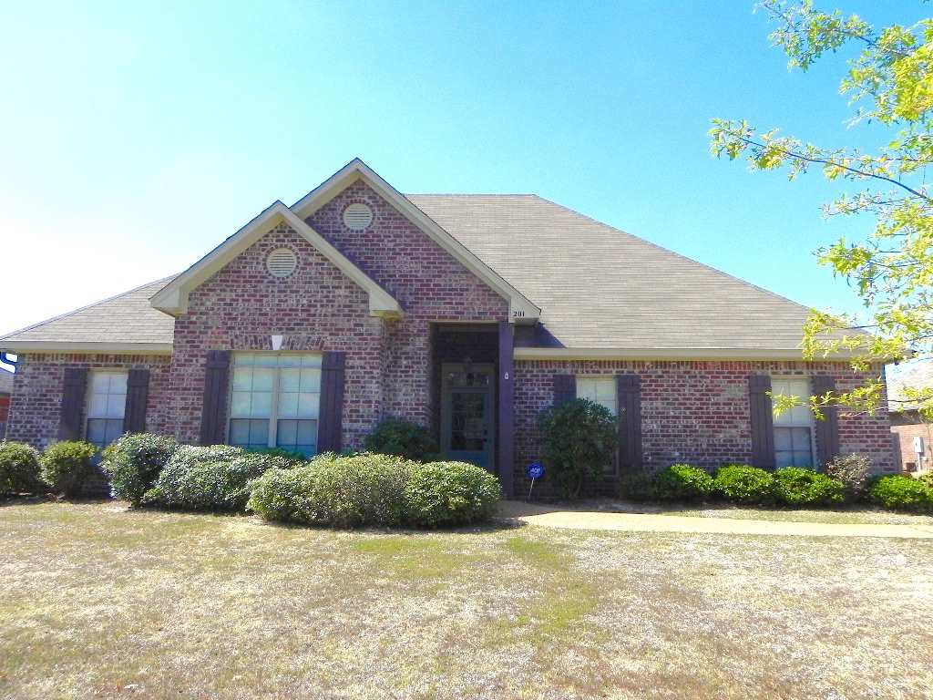 201 Bradfield Road Madison, MS 39110 - Photo 1 of 25 Photo 1