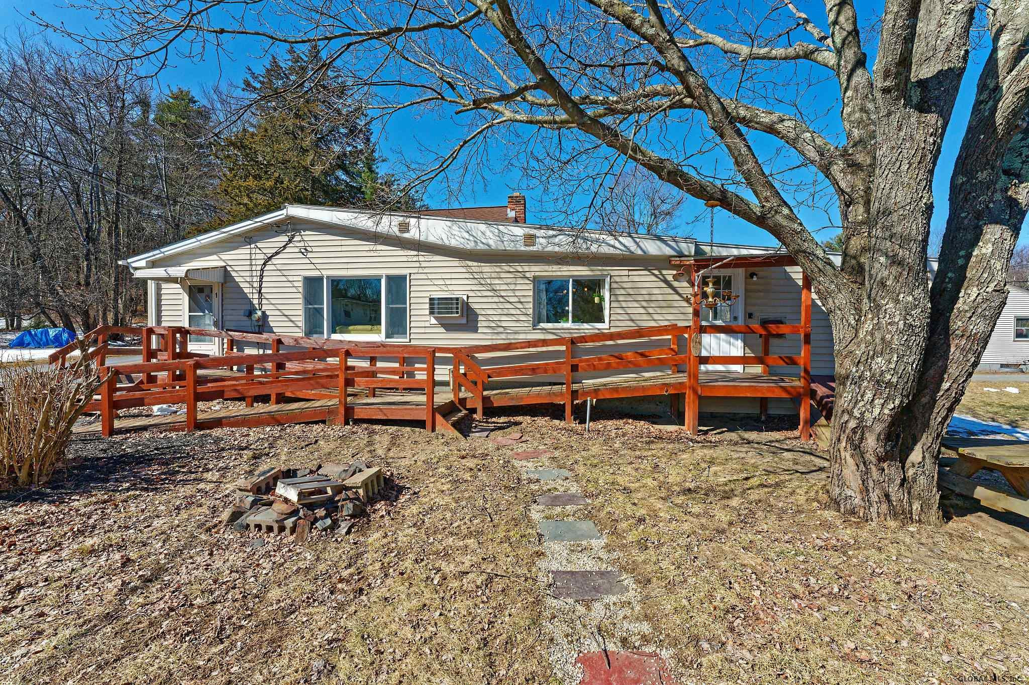 1 Firehouse Road Halfmoon, NY 12065 - Photo 4 of 27 Photo 4