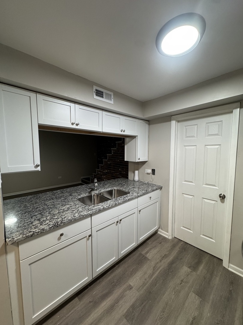 9835 South Harlem Avenue, Unit T Chicago Ridge, IL 60415 - Photo 13 of 35 Gallery Image 13