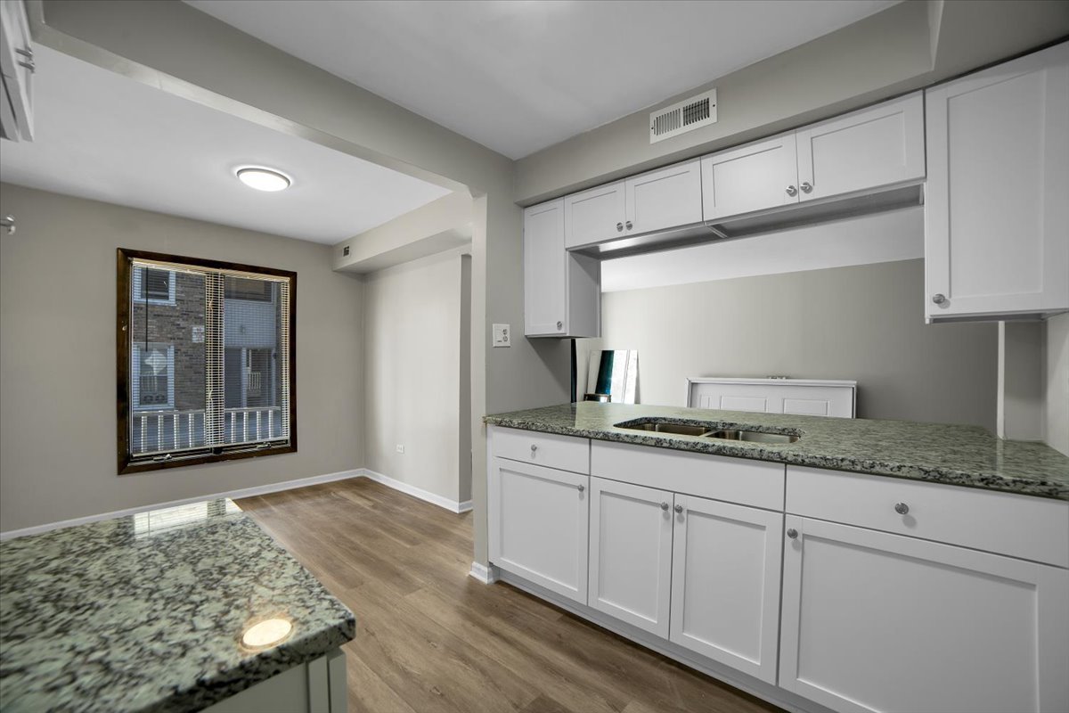 9835 South Harlem Avenue, Unit T Chicago Ridge, IL 60415 - Photo 16 of 35 Gallery Image 16