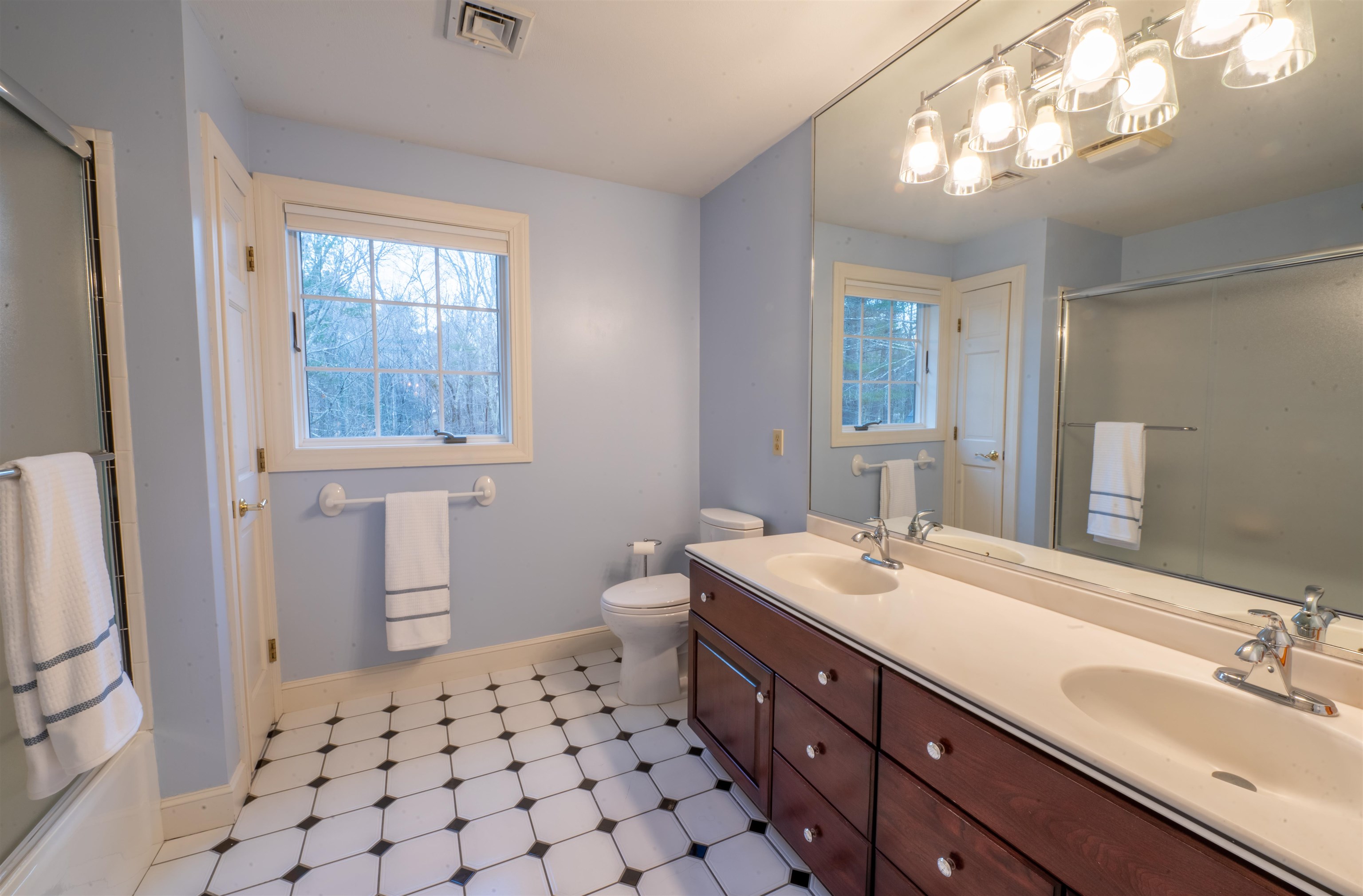 7 Hunter Drive Hampton, NH 03842 - Photo 35 of 40