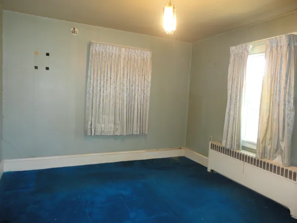 $264,900 | 200 Walmer Street, Hammonton, NJ 08037