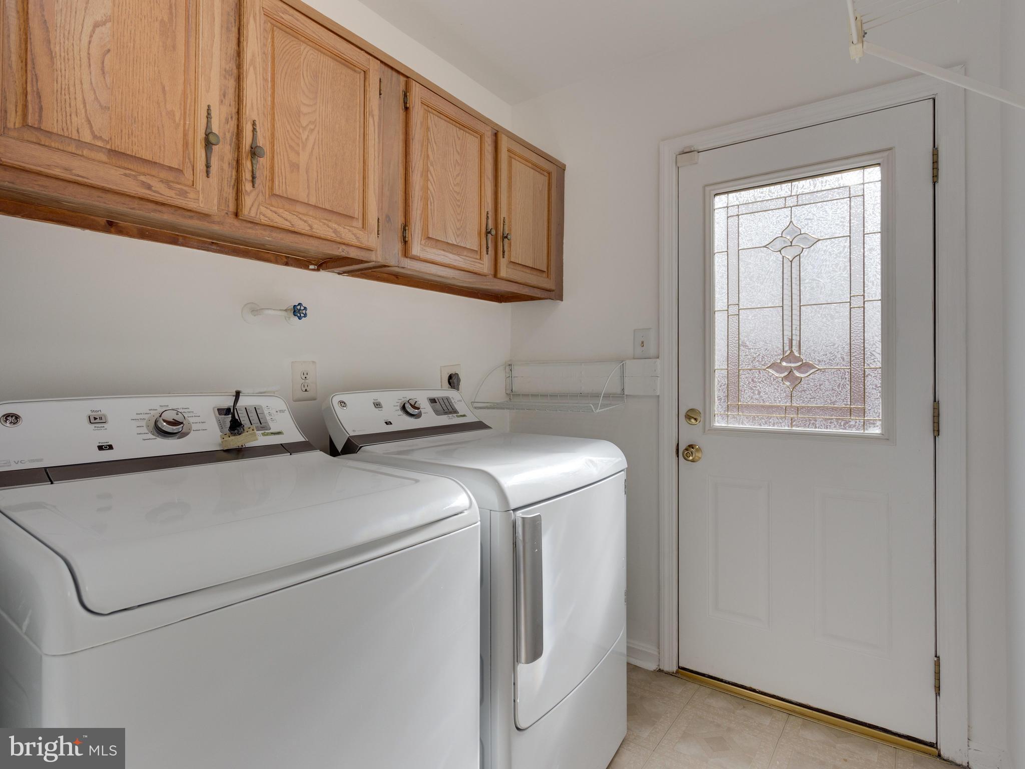 9212 Mac Swain Place Springfield, VA 22153 - Photo 15 of 30 Laundry room is on the family room level
