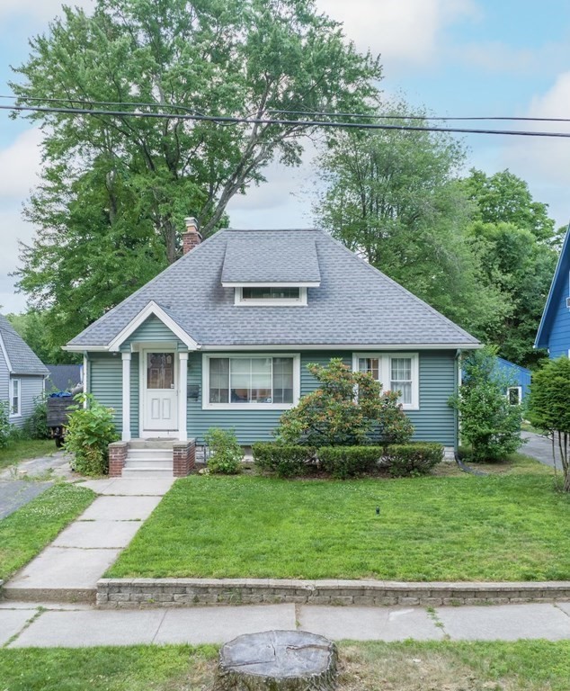 73 California Avenue Springfield, MA 01118 - Photo 3 of 34 Gallery Image 3