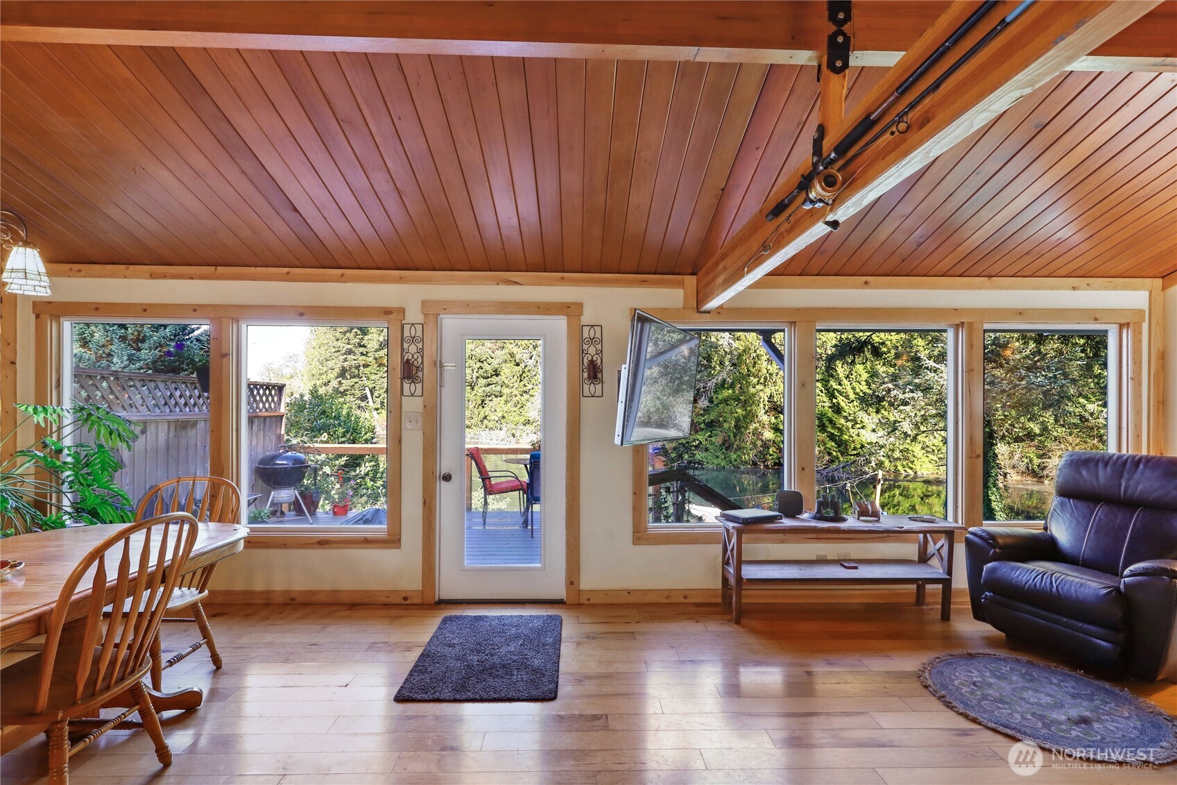 27442 State Highway Kingston, WA 98346 - Photo 16 of 38