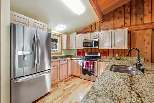 $589,950 | 27442 State Highway, Kingston, WA 98346