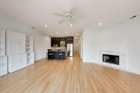 $460,000 | 2702 West Chicago Avenue, Unit 2, Chicago, IL 60622