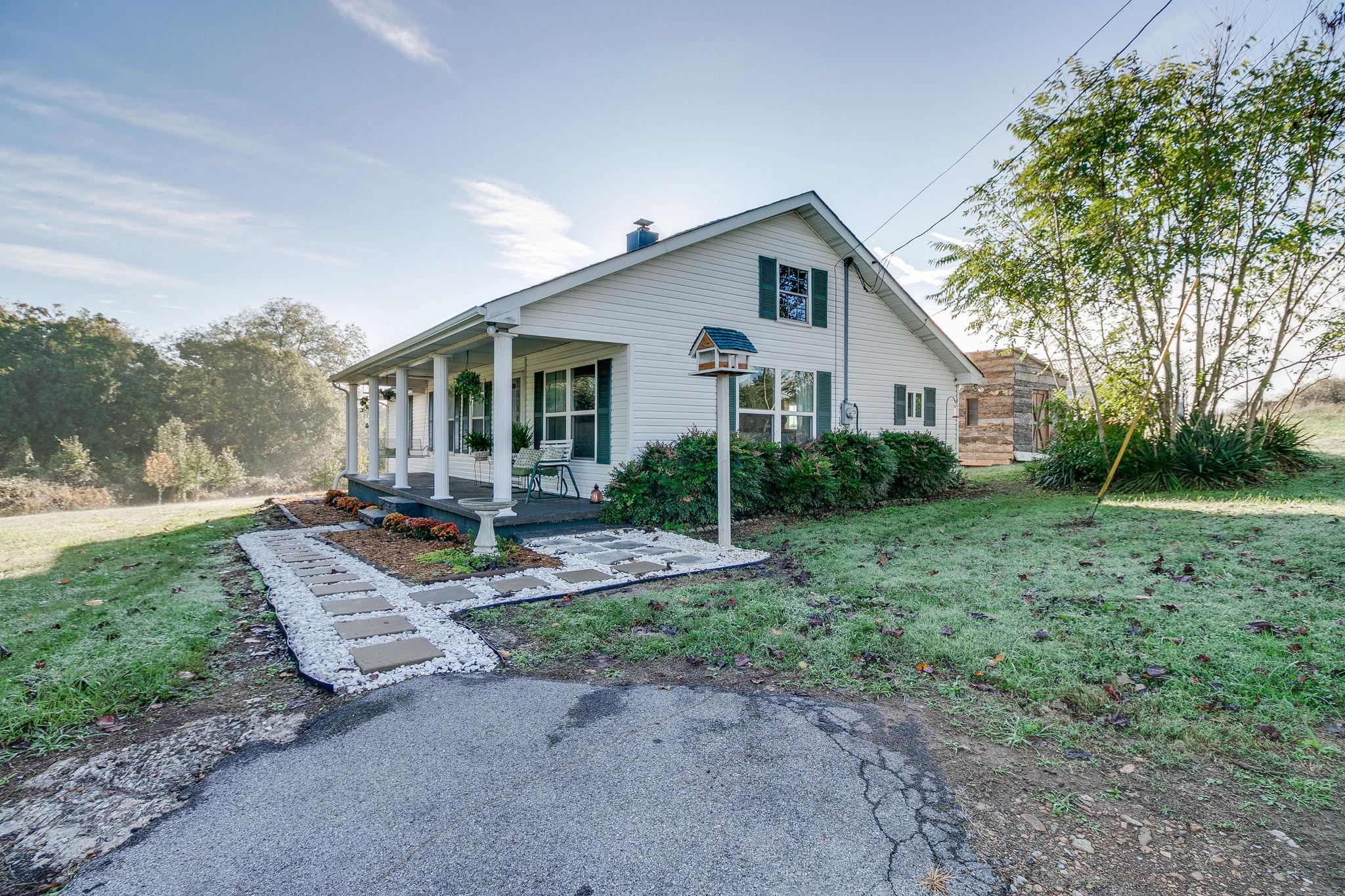 385 Ben Albert Road Cottontown, TN 37048 - Photo 6 of 27 Your guests view of your home as they drive up.