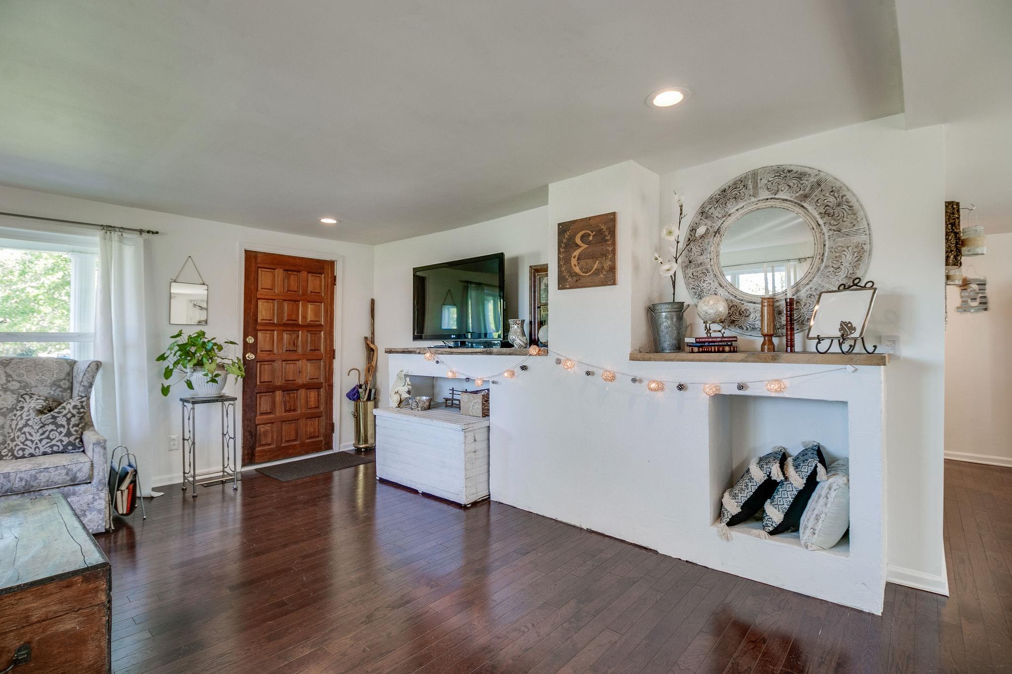 385 Ben Albert Road Cottontown, TN 37048 - Photo 10 of 27 Did I mention this home should be featured on HGTV!