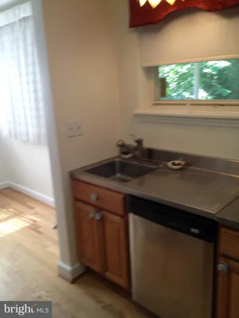 $4,195 | 7017 Murray Lane, Annandale, VA 22003