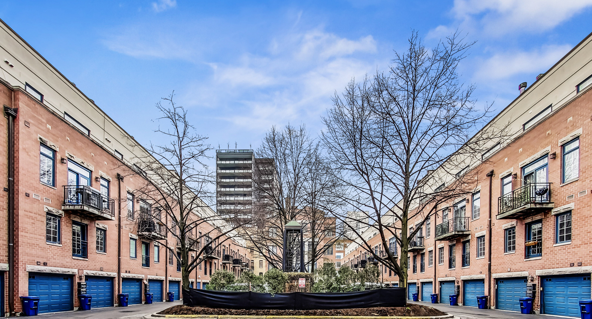 357 West Superior Street, Unit AB Chicago, IL 60654 - Photo 43 of 50 a view of buildings