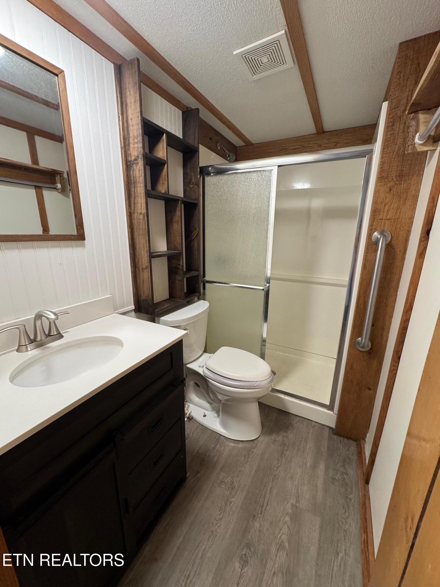 222 Pickett Line Road Jamestown, TN 38556 - Photo 19 of 26 Garrett bathroom