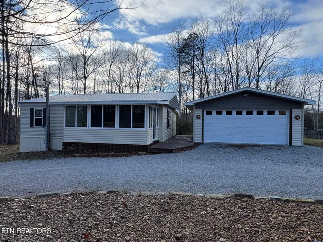 $159,500 | 222 Pickett Line Road, Jamestown, TN 38556
