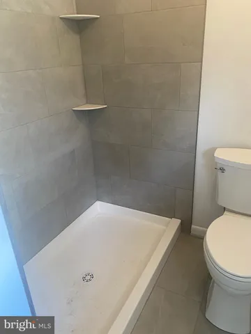 $2,500 | 733 East Stonewall Drive, Front Royal, VA 22630