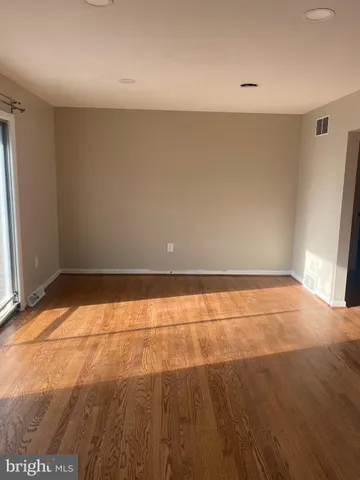 $2,500 | 733 East Stonewall Drive, Front Royal, VA 22630