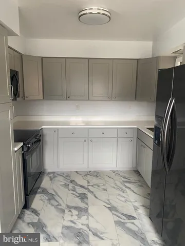 $2,500 | 733 East Stonewall Drive, Front Royal, VA 22630