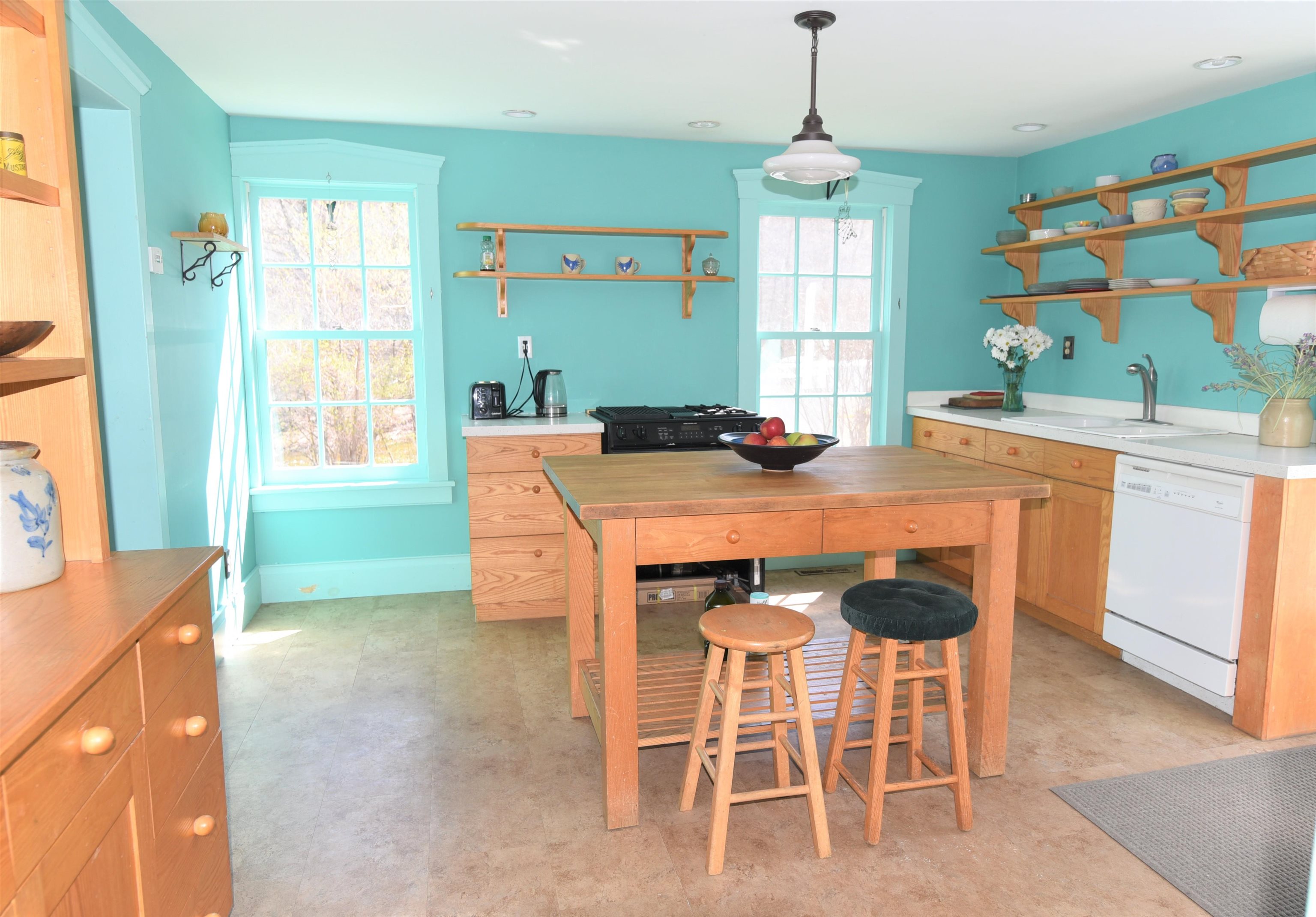 106 Bridge Street Huntington, VT 05462 - Photo 4 of 40 Gallery Image 4