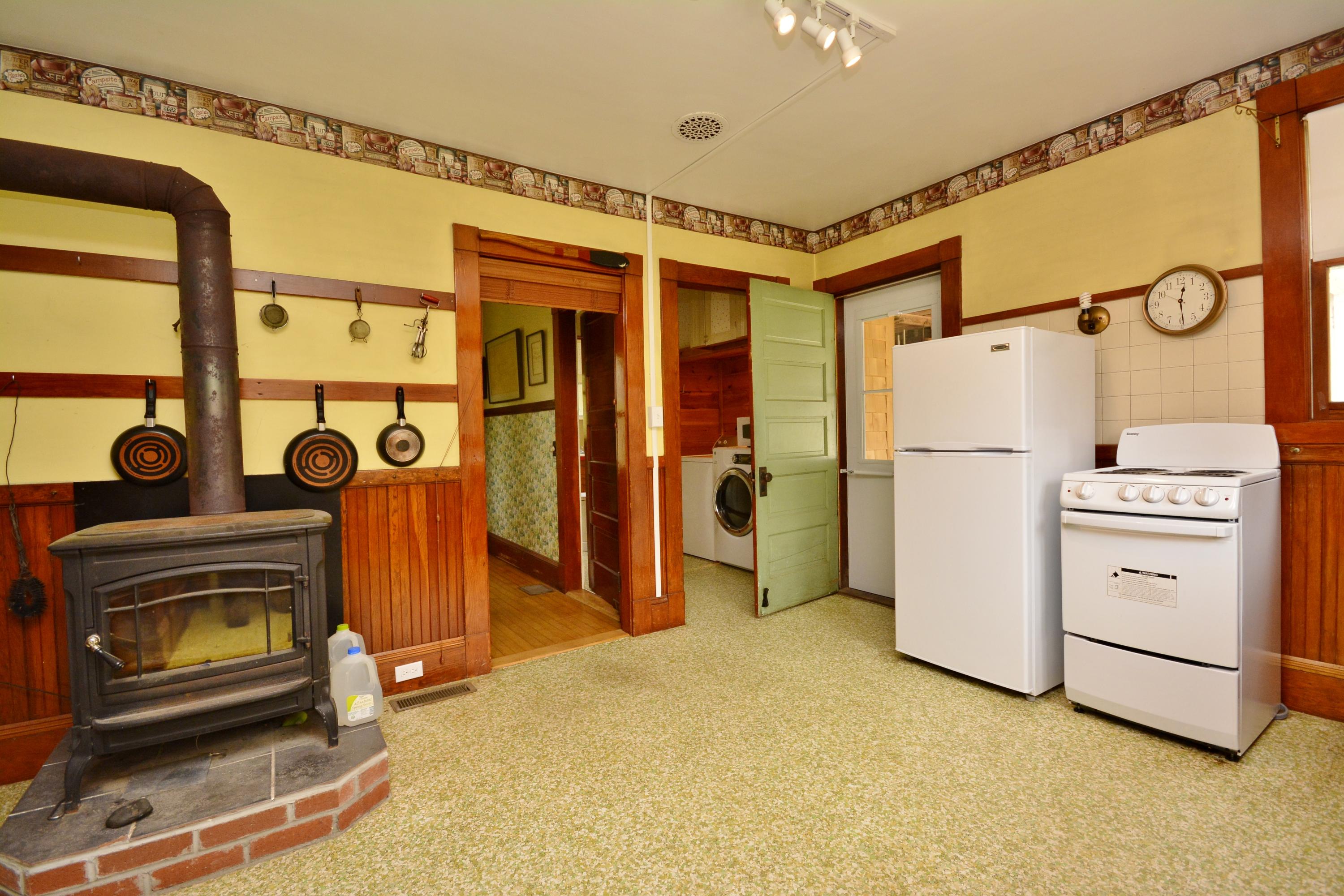 28 Point Road Hancock, ME 04640 - Photo 9 of 35 Kitchen