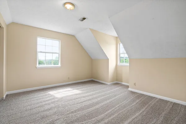 $1,250 | 2080 Carneal Lane, Oak Grove, KY 42262