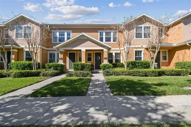 $349,990 | 14090 Avenue Of The Groves, Winter Garden, FL 34787