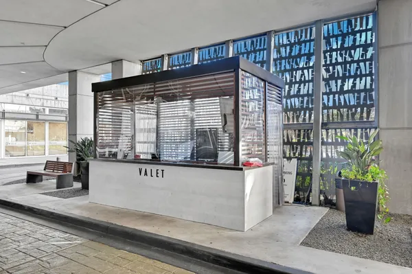 $1,995 | 5925 Almeda Road, Unit 10908, Houston, TX 77004