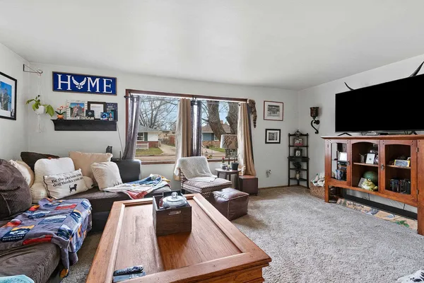 $274,900 | 612 Knight Avenue, Neenah, WI 54956