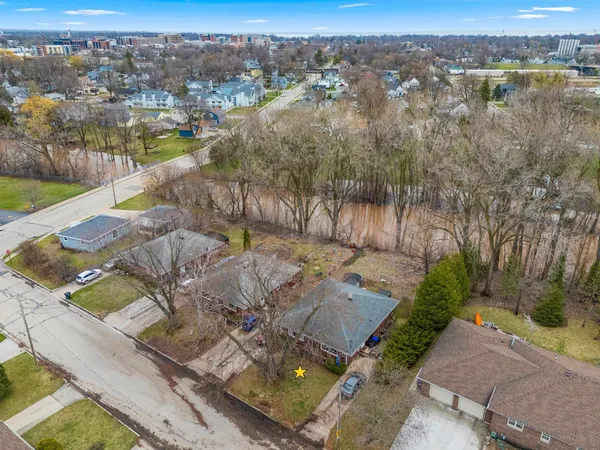 $274,900 | 612 Knight Avenue, Neenah, WI 54956