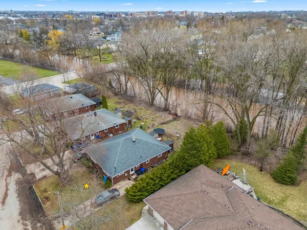 $274,900 | 612 Knight Avenue, Neenah, WI 54956